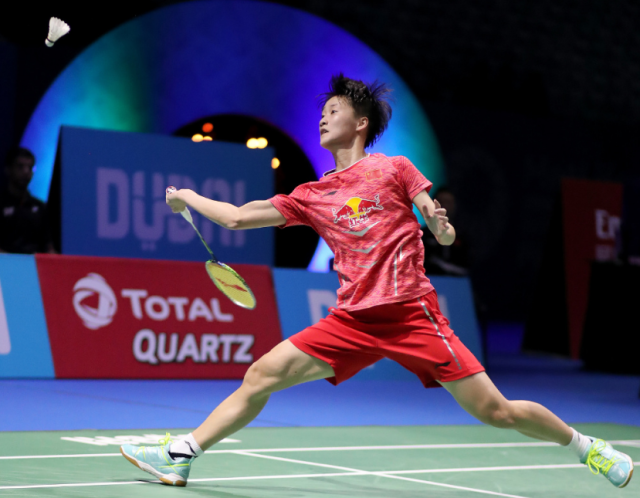 四后卫体系 四后卫体系