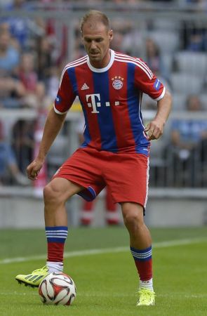 波令人瞩目 波令人瞩目