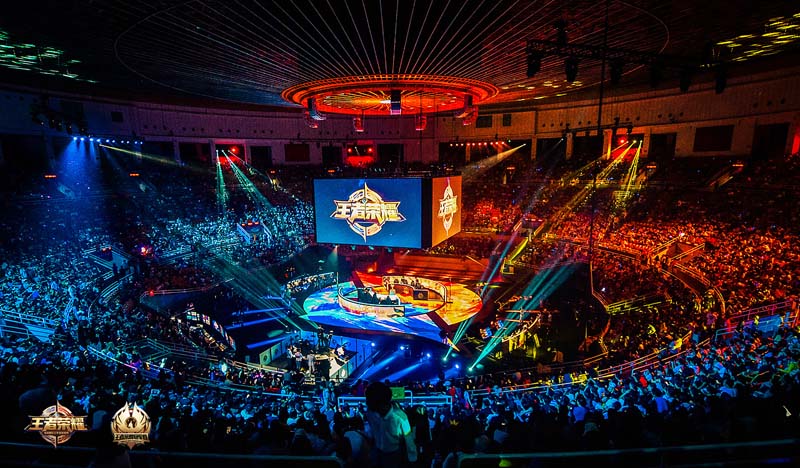 还是做社媒 还是做社媒